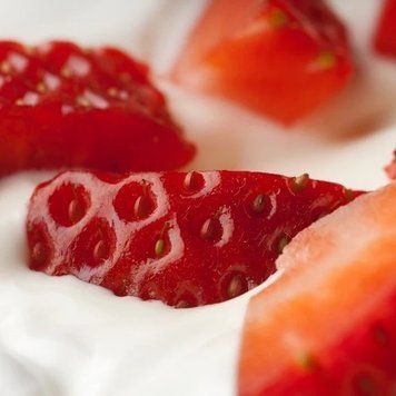 Аромат для свечи и мыла Клубника и сливки (CandleScience Strawberries and Cream) 1774479402 фото