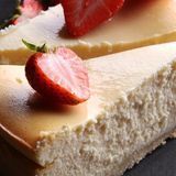 Аромат для свічки та мила Полуничний чизкейк (CandleScience Strawberry Cheesecake) 1774759397 фото